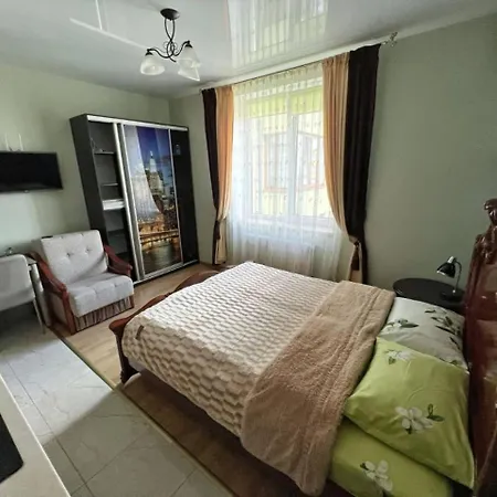 1-комнатная квартира-студия люкс элитный дом-2016 центр Lägenhet