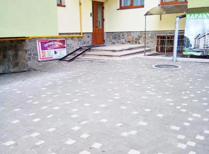 1-комнатная квартира-студия люкс элитный дом-2016 центр Lägenhet Truskavets